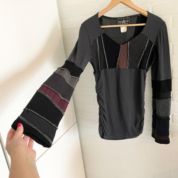 Vintage Y2K Knit Sweater Arsty Grungy Goth Raw stitches Black gray brown Sz M - Picture 2 of 9